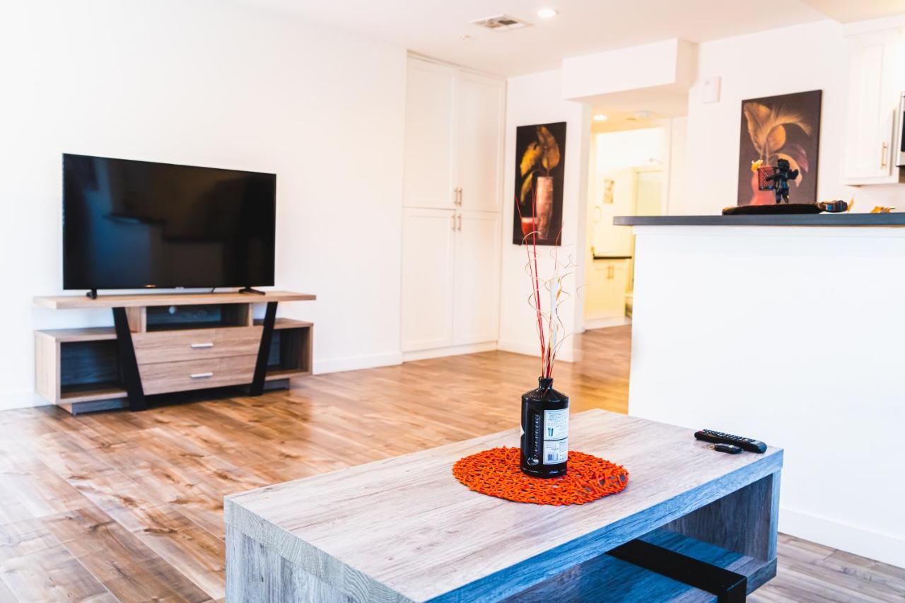 Modern Remodeled 1-Bedroom Close To Hollywood Walk Of Fame With Parking Los Angeles Exterior foto